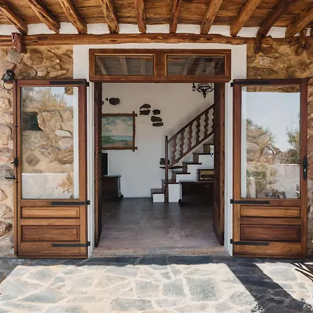 Blay By One Of A Kind Travel Inn Santa Eularia des Riu